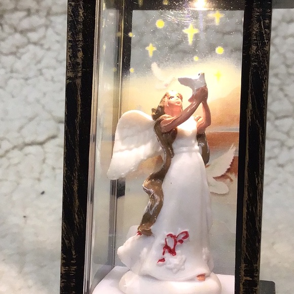 CHRISTMAS LANTERN GLOWING ANGEL LED - Picture 3 of 6